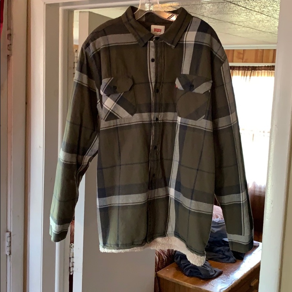 Levi’s Sherpa lined flannel